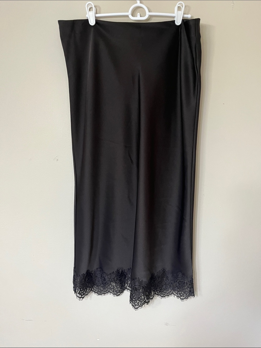 Zara Brown Lace-Hem Slip Skirt